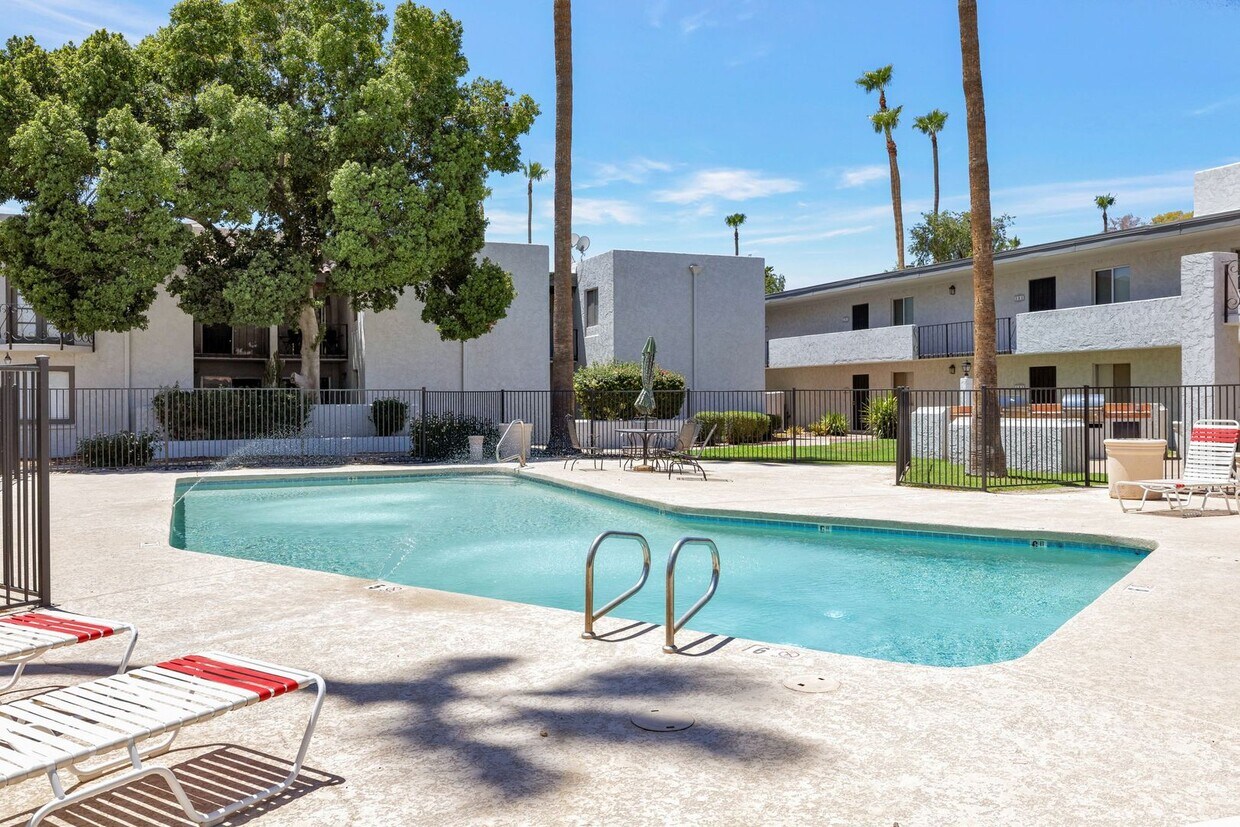 Foto principal - 2-bedroom, 2-bathroom in Scottsdale, AZ.