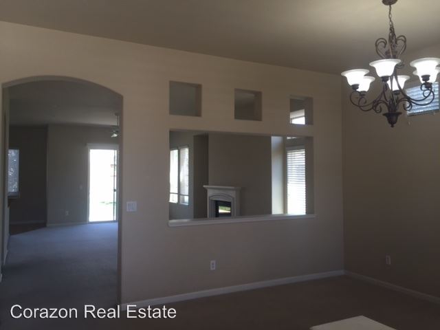 Building Photo - 10380 Canyon Country Rd