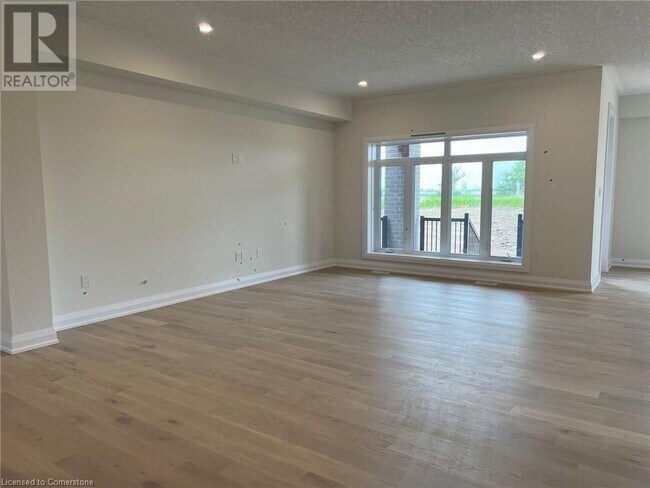 Building Photo - 729 Autumn Willow Dr
