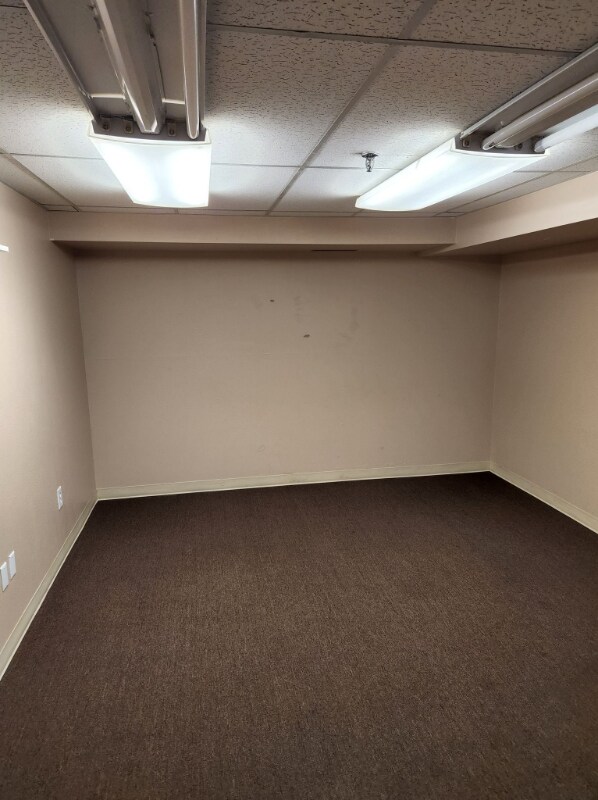 112 S Douglas St Unit Downstairs, Glendive, MT 59330 Room for Rent in