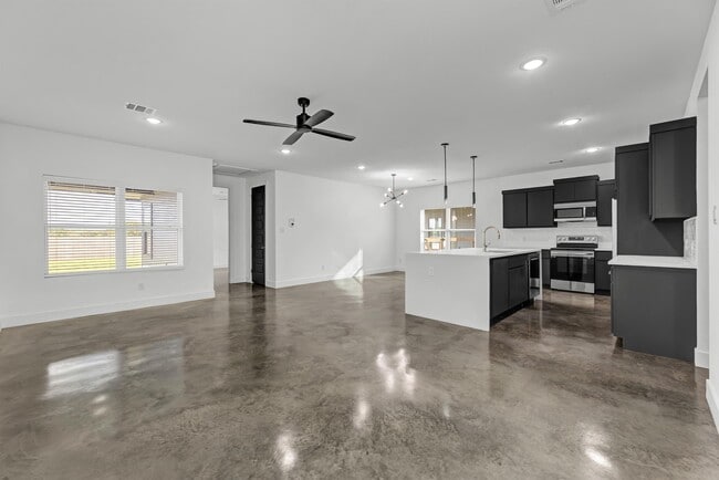 Building Photo - 3012 Alpha Ct