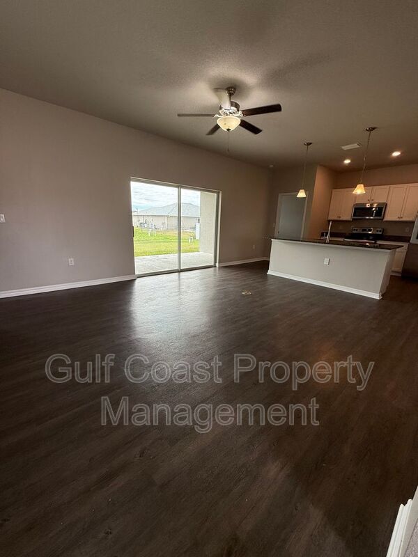 Foto del edificio - 1716 NW 12th Terrace