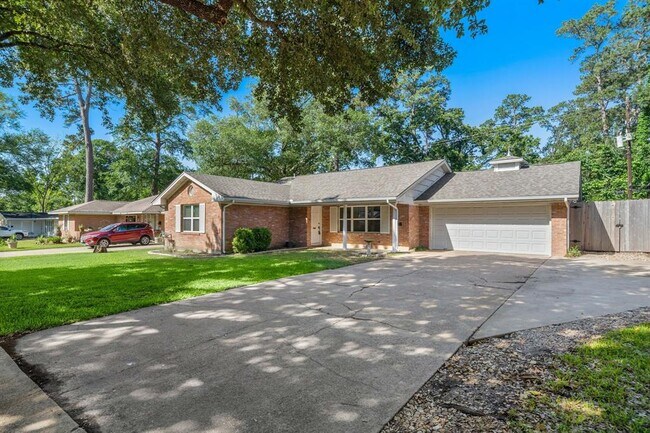 Building Photo - 1705 N Thompson St