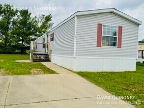 Building Photo - 701 Mill St