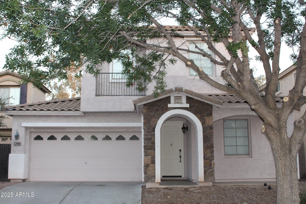 Primary Photo - 4145 E Santa Fe Ln