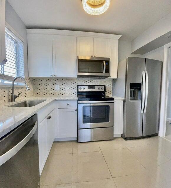 Building Photo - 1410 S Federal Hwy