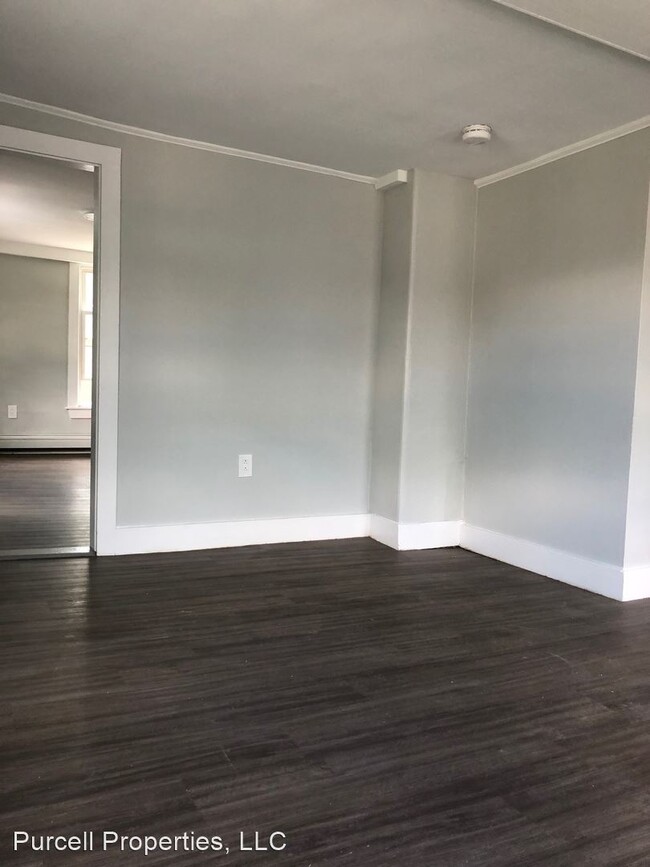 Foto del edificio - 1 br, 1 bath Apartment - 21 Main St