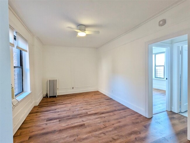 Building Photo - 37-20 83rd St