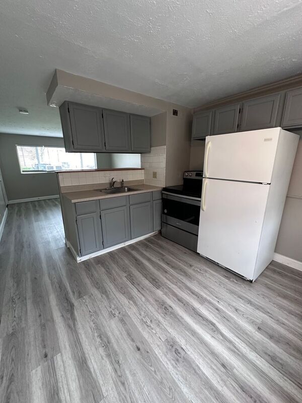 Foto del edificio - 3597 Cushing Dr