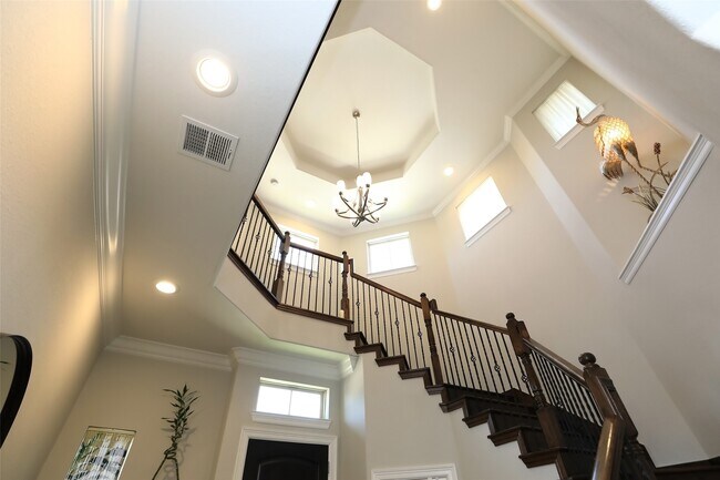 Building Photo - 13342 Stoneleigh Terrace Dr