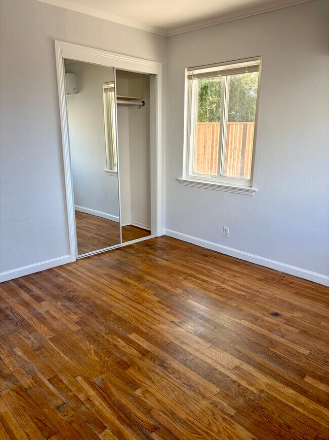 Foto del edificio - 829 W Taylor St