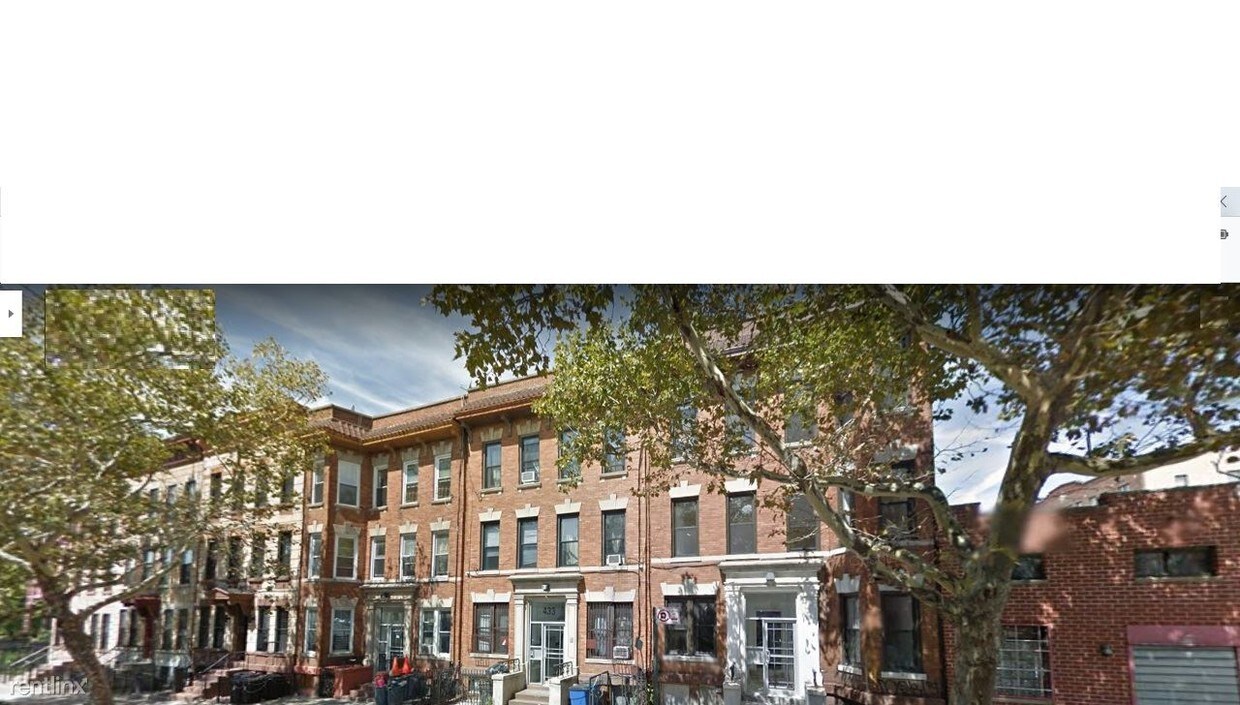 Building Photo - 420 Marion St