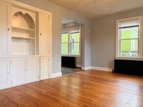 Building Photo - 234 Crescent Ave