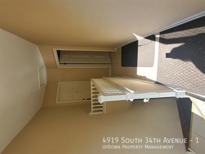 Foto del edificio - 4919 S 34th Ave