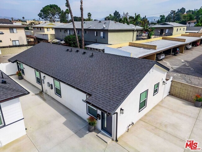 Foto del edificio - 1258 Mariposa St