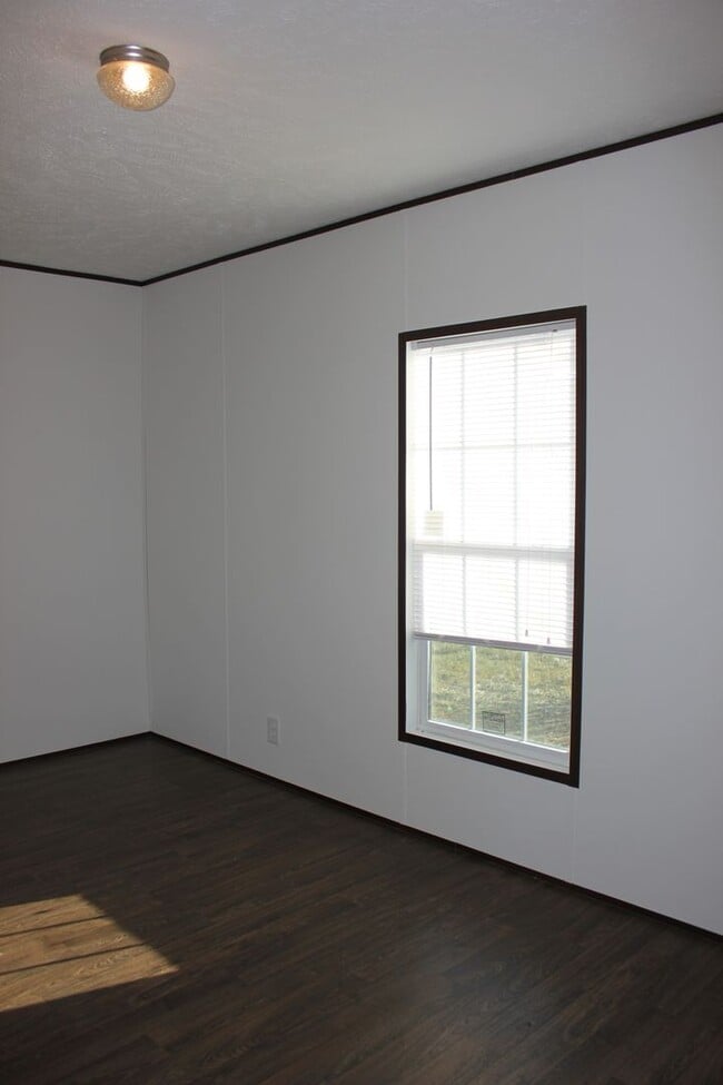 Building Photo - Single-family home for rent in Timberville
