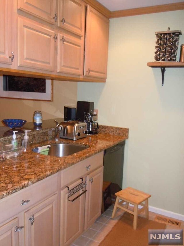 140 Surrey Ct, Ramsey, NJ 07446 Condo for Rent in Ramsey, NJ