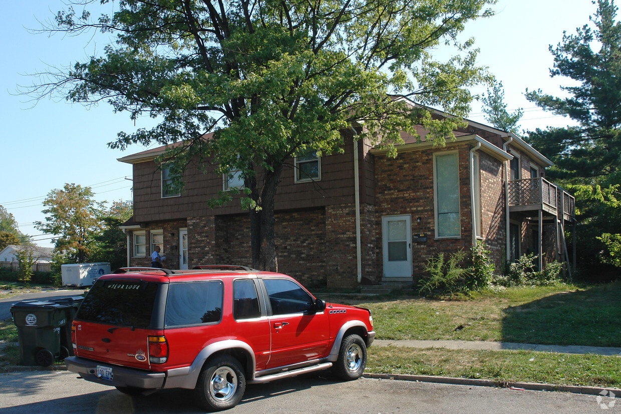 Building Photo - 2409 Timberhill Ct