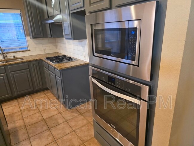 Foto del edificio - 8209 Bulrush Dr