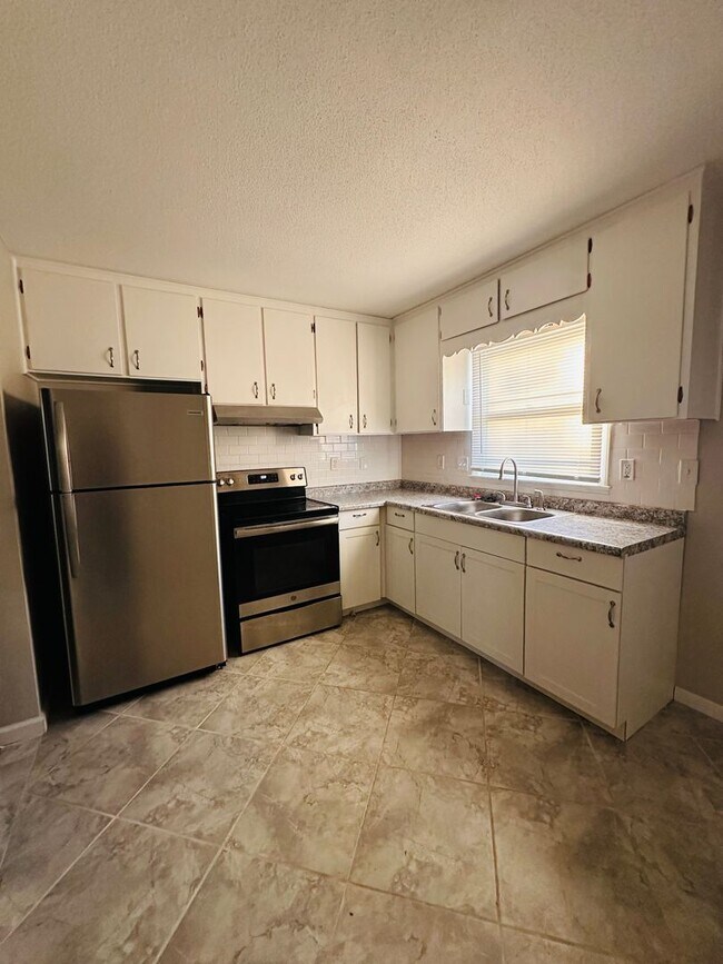 Foto del edificio - 606 NW Olive St