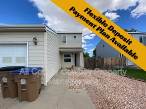 Building Photo - 929 E Palmer Dr