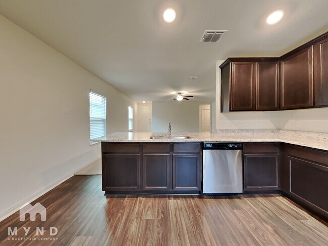 Building Photo - 3963 Turtle Creek