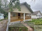 Foto principal - Independence Home on Fenced Lot!