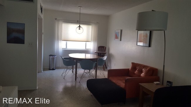 Foto del edificio - 1563 S Atlantic Ave