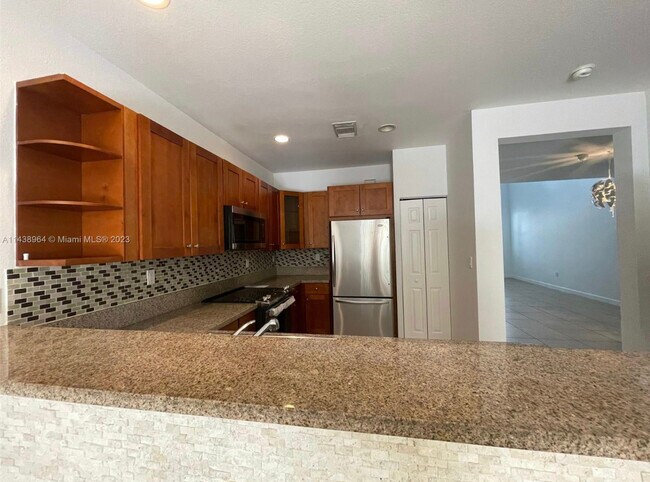 Foto del edificio - 10708 NW 75th Ter