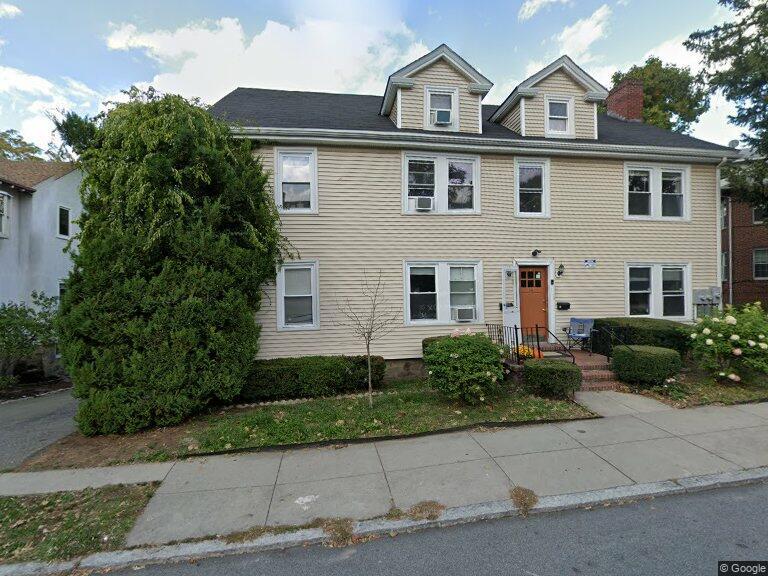 Primary Photo - 46 Radnor Rd #2