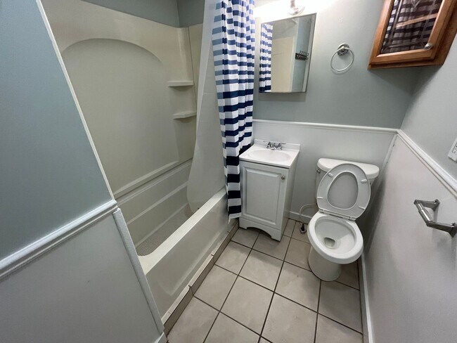 Foto del edificio - 208 S 5th St