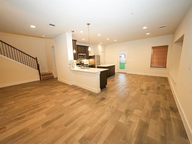 Foto del edificio - 10613 Harwood Overlook Cove