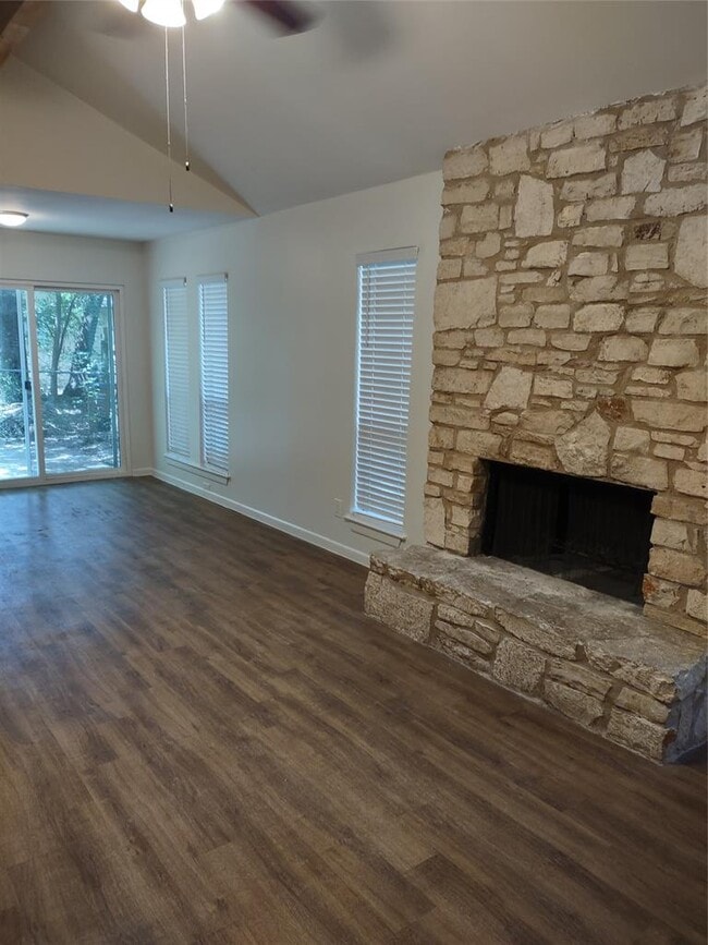 Foto del edificio - 5405 Brompton Cir
