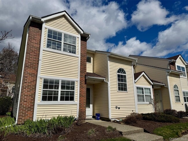 Building Photo - 47 Brick Pond Rd