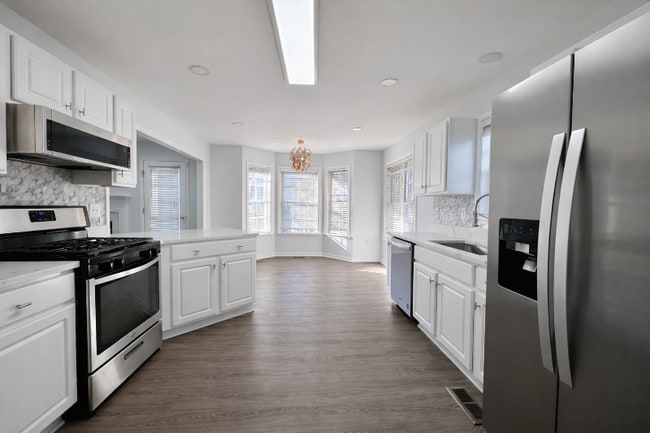 Building Photo - 5412 Cranston Ct