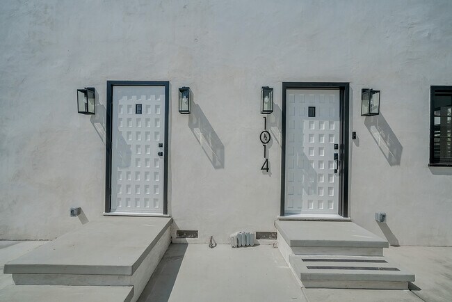 Foto del edificio - 1014 S Hayworth Ave