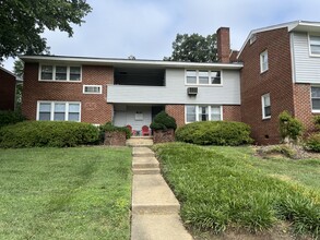 Building Photo - 709 Daniels St