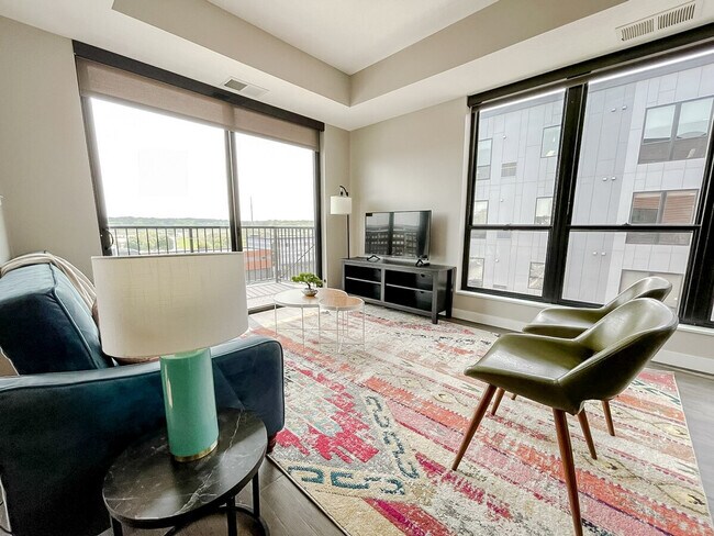 Foto del edificio - 1400 E Walnut St