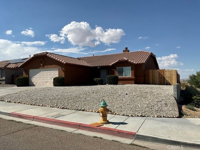 Building Photo - 16392 Appletree Ln