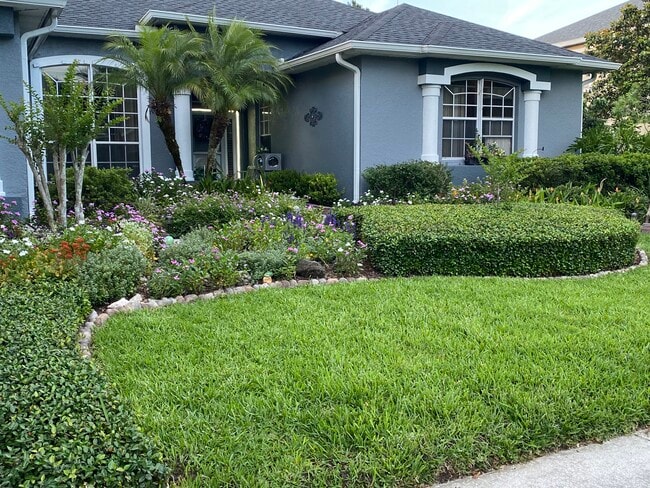 Building Photo - 270 Suncrest Ct