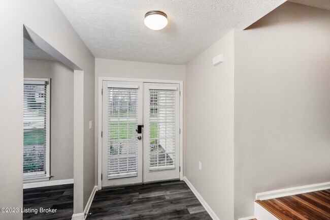 Building Photo - 3500 Pirogue Rd