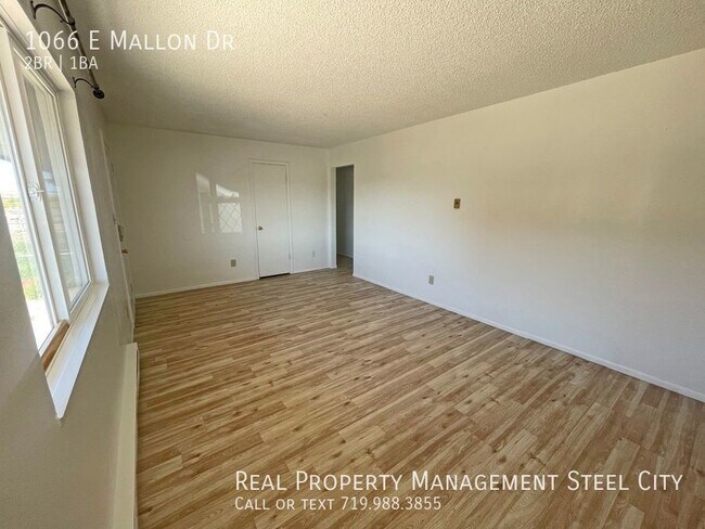 Building Photo - Charming 2-bed 1 bath Unit