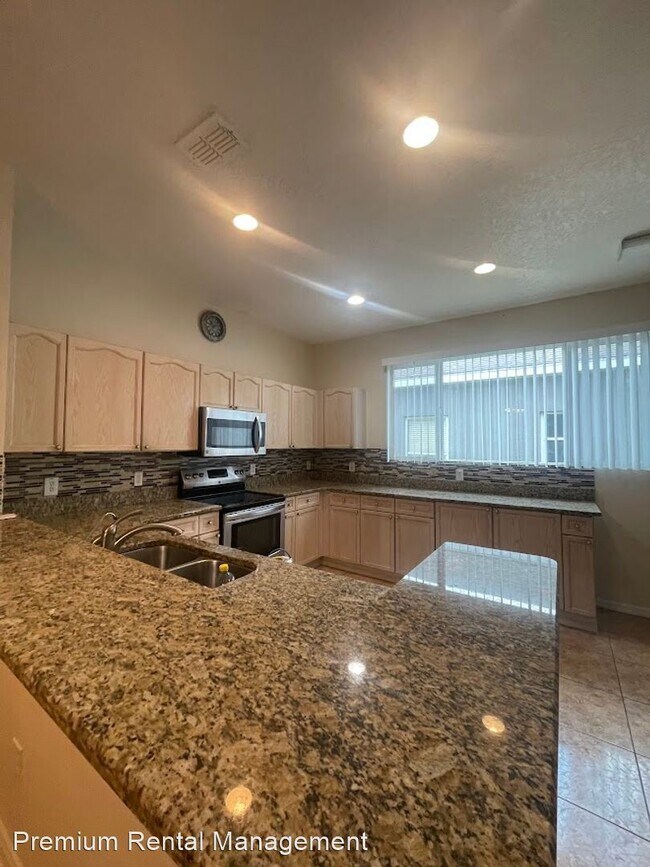 Building Photo - 4 br, 3 bath House - 1915 Magical Ln