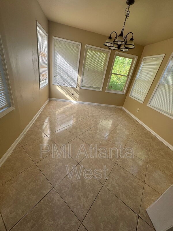 Foto del edificio - 843 Garden Walk Blvd