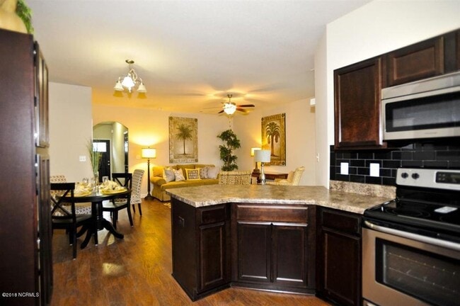 Foto del edificio - 374 Frisco Wy