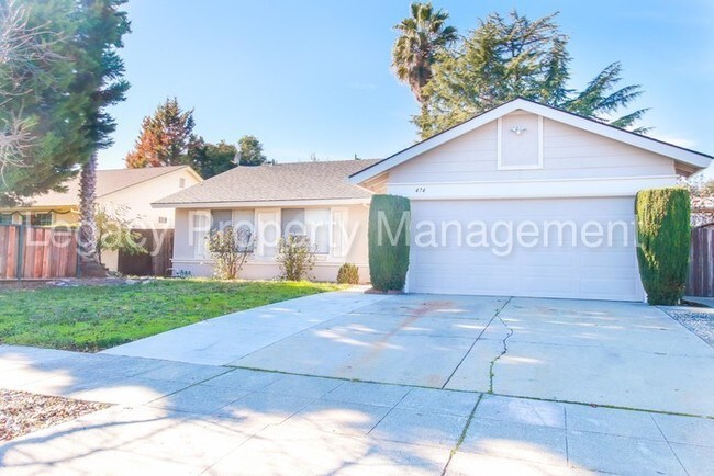 Building Photo - 474 Madison Dr