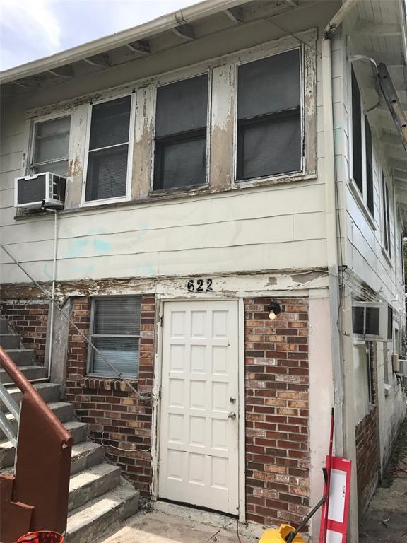 Foto principal - 622 14th St N