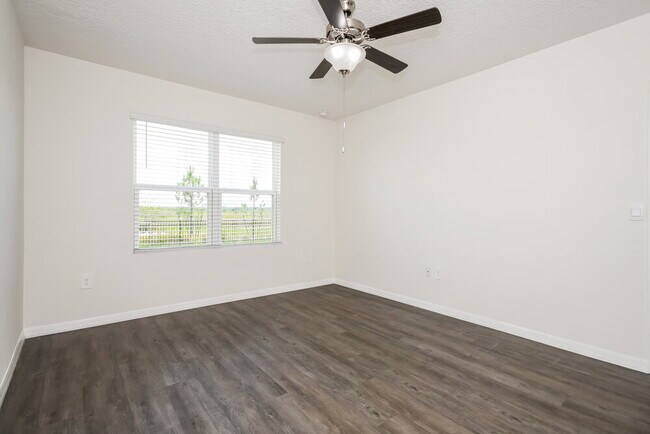 Foto del edificio - 2178 Ranch Side Rd