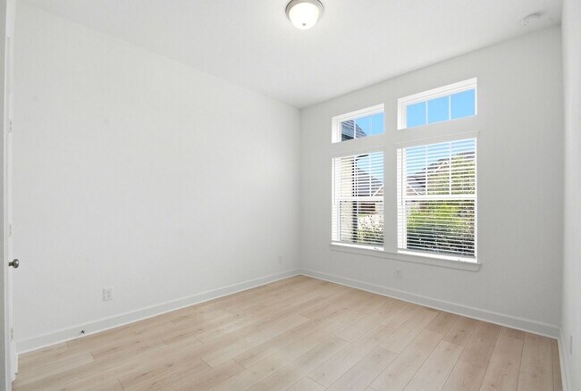 Building Photo - 14314 Olive Hbr Trl