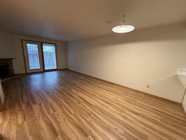 Foto del edificio - 762 SW 206th Pl